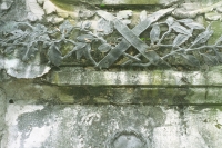 details on a monument