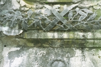 details on a monument